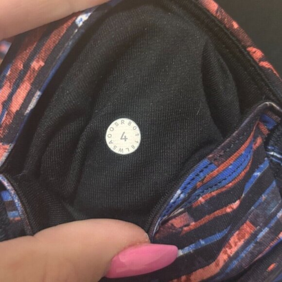 Lululemon Train Times 7/8 Pant 25" Hinshu Alpine White Multi/Black Womens Sz 4 - Picture 8 of 8